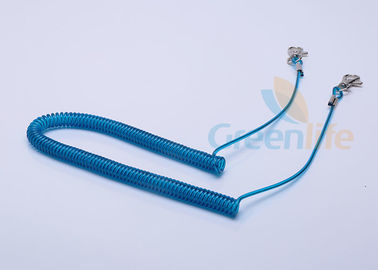 イセエビの爪が付いている青い覆われたフライ フィッシングの棒の締縄ワイヤー コイル状の鎖